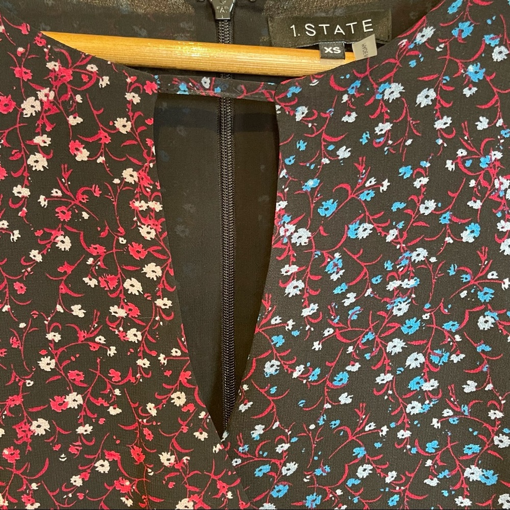 1.State peplum black top with floral pattern long sleeve top - Picture 7 of 7